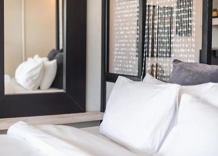 Stylish Studio: Acropolis View In Monastiraki Sq.